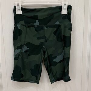 Old Navy Active Camouflage Biker Shorts